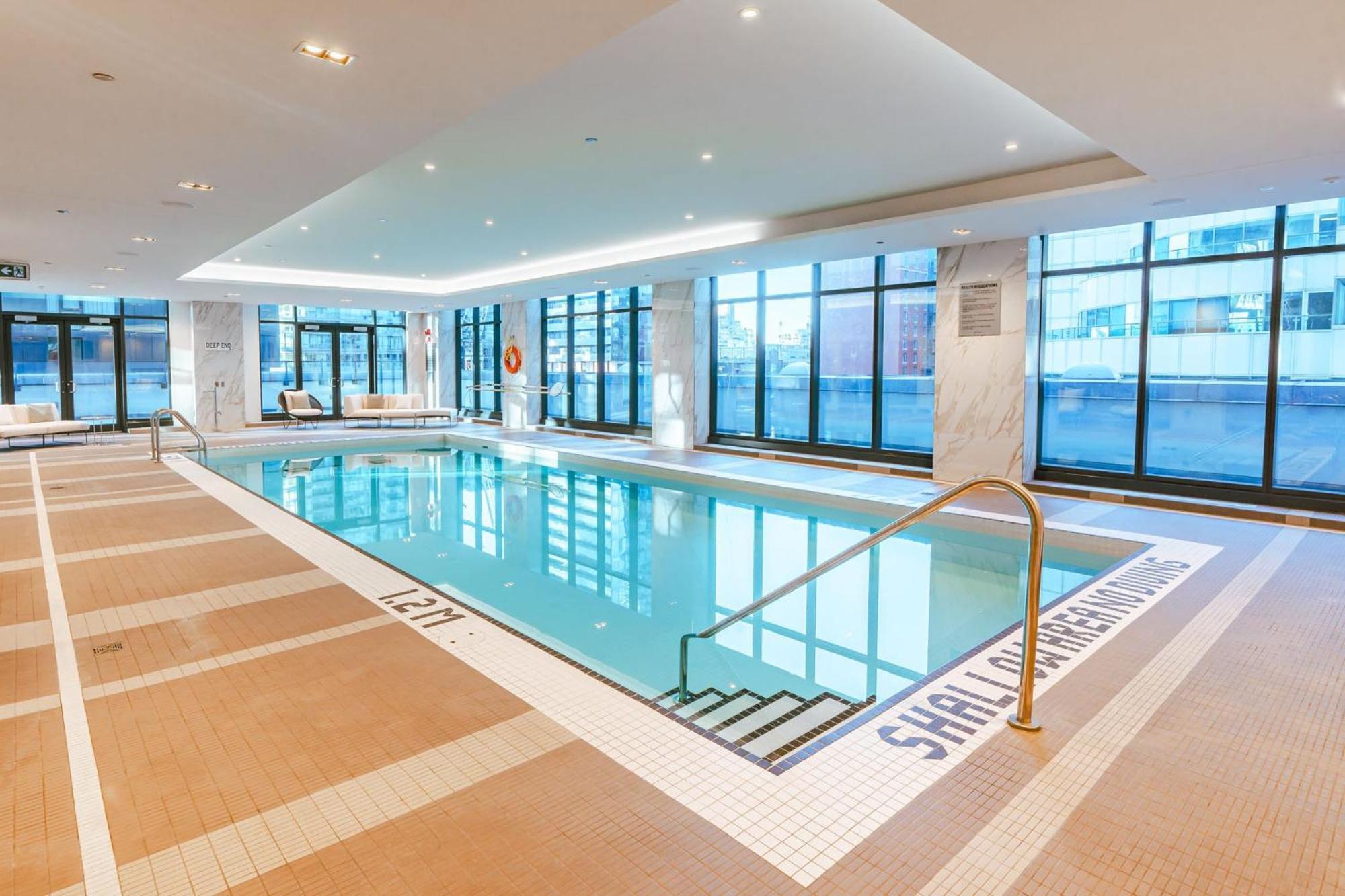 Sutton Place Hotel Торонто Екстер'єр фото